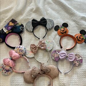Lot of Minnie Mouse ears